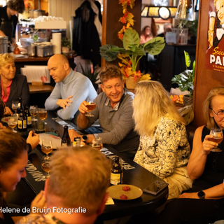 HOC Bierproeverij . Hélène De Bruijn Fotografie 8233