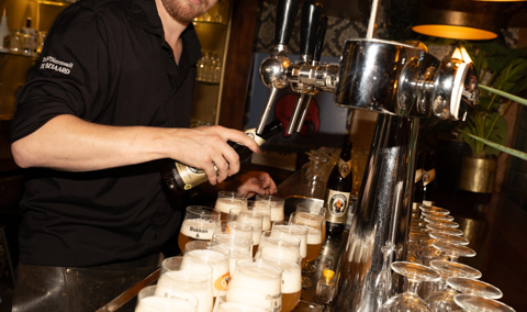 HOC Bierproeverij . Hélène De Bruijn Fotografie 8205